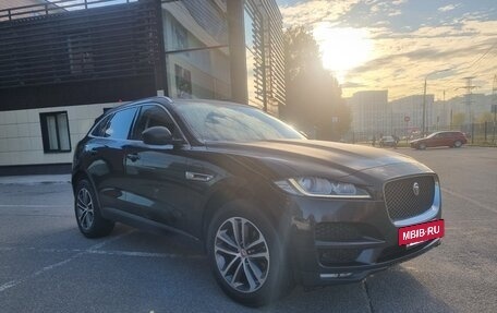 Jaguar F-Pace, 2017 год, 2 300 000 рублей, 2 фотография