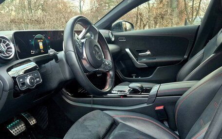 Mercedes-Benz CLA, 2019 год, 3 500 000 рублей, 9 фотография