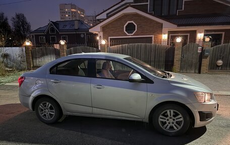 Chevrolet Aveo III, 2012 год, 650 000 рублей, 2 фотография