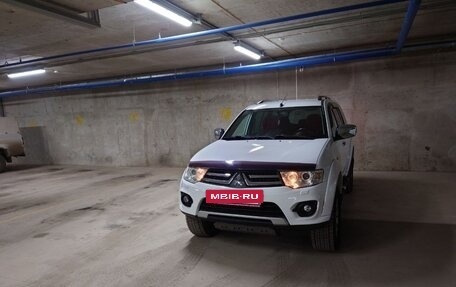 Mitsubishi Pajero Sport II рестайлинг, 2014 год, 1 600 000 рублей, 2 фотография