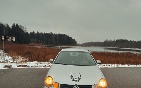 Volkswagen Polo IV рестайлинг, 2003 год, 230 000 рублей, 1 фотография