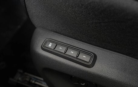 Volkswagen Tiguan, 2025 год, 5 390 000 рублей, 10 фотография