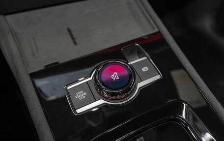 Volkswagen Tiguan, 2025 год, 5 390 000 рублей, 12 фотография