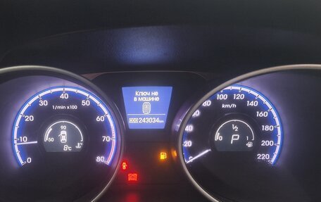 Hyundai ix35 I рестайлинг, 2011 год, 1 100 000 рублей, 9 фотография