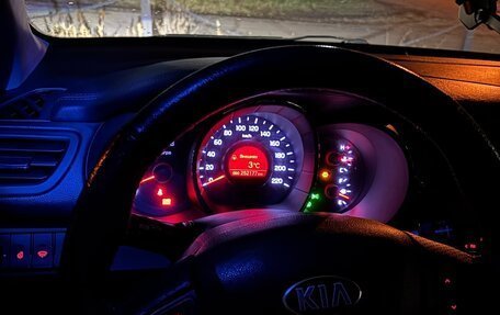 KIA Rio III рестайлинг, 2013 год, 640 000 рублей, 8 фотография