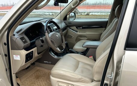 Toyota Land Cruiser Prado 120 рестайлинг, 2008 год, 2 645 000 рублей, 21 фотография