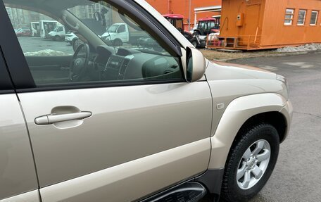 Toyota Land Cruiser Prado 120 рестайлинг, 2008 год, 2 645 000 рублей, 19 фотография