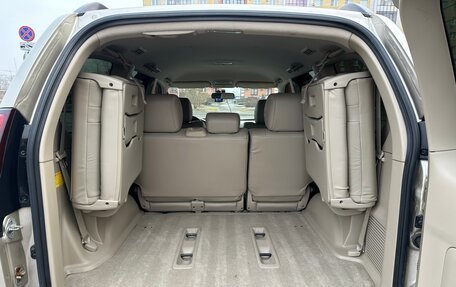 Toyota Land Cruiser Prado 120 рестайлинг, 2008 год, 2 645 000 рублей, 37 фотография