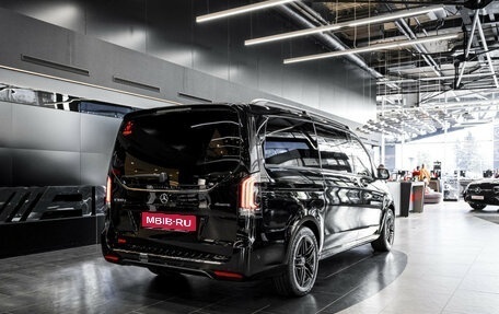 Mercedes-Benz V-Класс, 2024 год, 15 700 000 рублей, 5 фотография