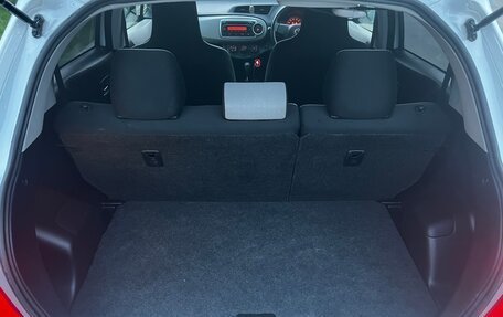 Toyota Vitz, 2013 год, 949 000 рублей, 9 фотография