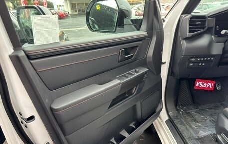 Toyota Tundra, 2025 год, 13 490 000 рублей, 11 фотография