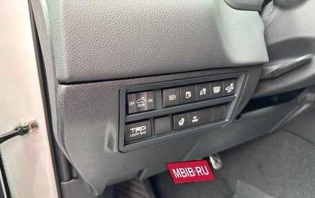 Toyota Tundra, 2025 год, 13 490 000 рублей, 17 фотография