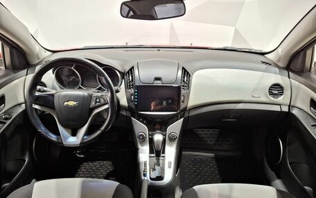 Chevrolet Cruze II, 2013 год, 795 000 рублей, 9 фотография