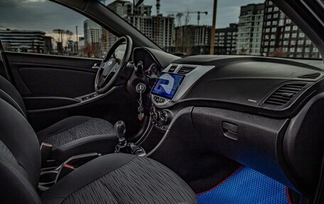 Hyundai Solaris II рестайлинг, 2016 год, 790 000 рублей, 22 фотография