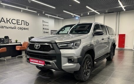 Toyota Hilux VIII, 2021 год, 5 699 000 рублей, 1 фотография