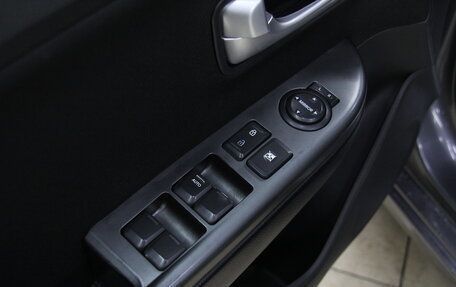 KIA Rio III рестайлинг, 2012 год, 767 000 рублей, 10 фотография