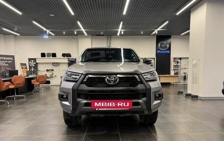 Toyota Hilux VIII, 2021 год, 5 699 000 рублей, 2 фотография
