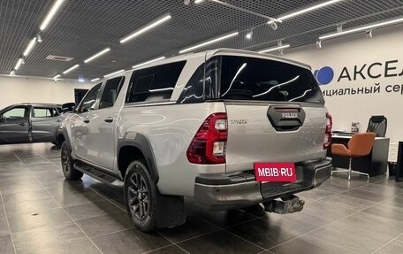 Toyota Hilux VIII, 2021 год, 5 699 000 рублей, 6 фотография