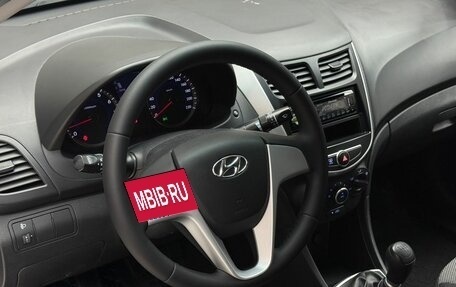 Hyundai Solaris II рестайлинг, 2012 год, 759 000 рублей, 10 фотография