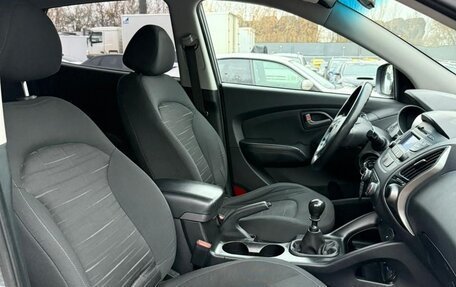 Hyundai ix35 I рестайлинг, 2013 год, 920 000 рублей, 4 фотография