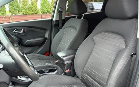 Hyundai ix35 I рестайлинг, 2013 год, 920 000 рублей, 17 фотография