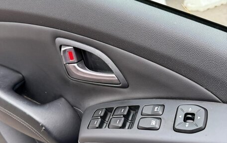 Hyundai ix35 I рестайлинг, 2013 год, 920 000 рублей, 14 фотография