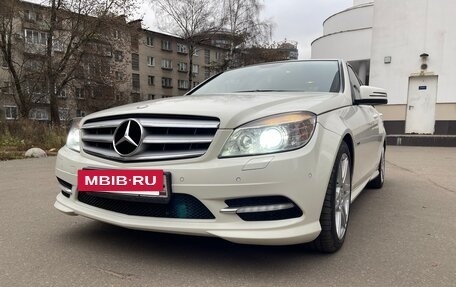 Mercedes-Benz C-Класс, 2010 год, 1 100 000 рублей, 27 фотография