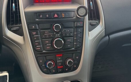 Opel Astra J, 2011 год, 715 000 рублей, 9 фотография