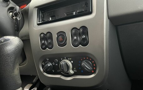 Renault Logan I, 2011 год, 640 000 рублей, 16 фотография