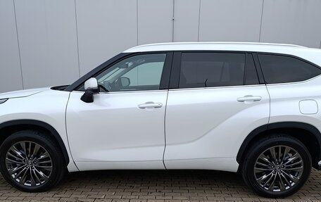 Toyota Highlander, 2025 год, 6 900 000 рублей, 8 фотография