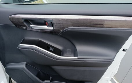 Toyota Highlander, 2025 год, 6 900 000 рублей, 22 фотография