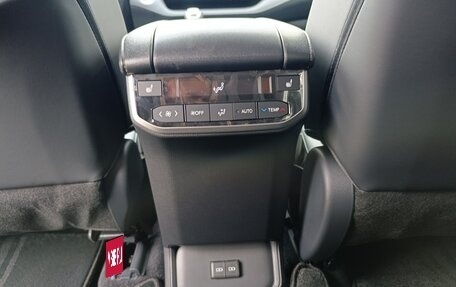 Toyota Highlander, 2025 год, 6 900 000 рублей, 17 фотография