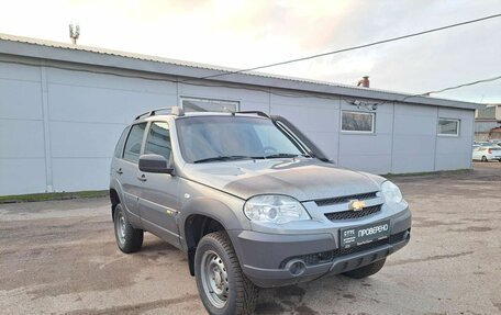 Chevrolet Niva I рестайлинг, 2016 год, 599 000 рублей, 3 фотография