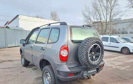 Chevrolet Niva I рестайлинг, 2016 год, 599 000 рублей, 8 фотография