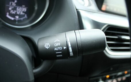 Mazda 6, 2015 год, 1 729 000 рублей, 24 фотография