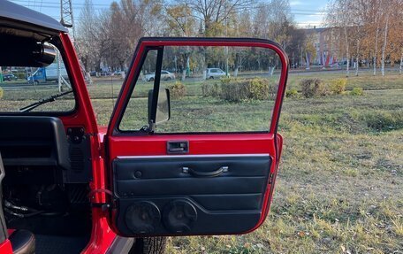 Jeep Wrangler, 1995 год, 1 550 000 рублей, 11 фотография
