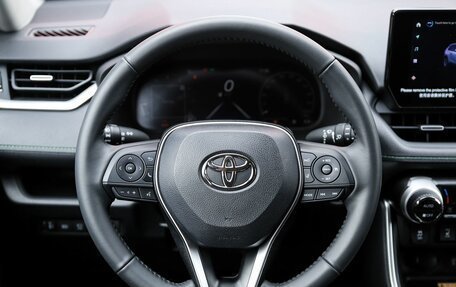 Toyota RAV4, 2025 год, 4 690 000 рублей, 10 фотография