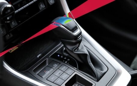 Toyota RAV4, 2025 год, 4 690 000 рублей, 14 фотография