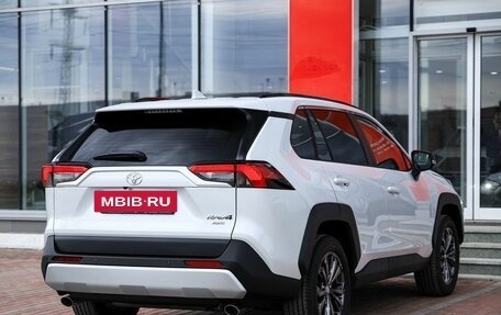 Toyota RAV4, 2025 год, 4 690 000 рублей, 4 фотография