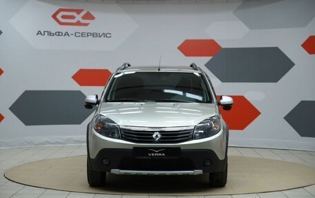 Renault Sandero I, 2013 год, 650 000 рублей, 2 фотография
