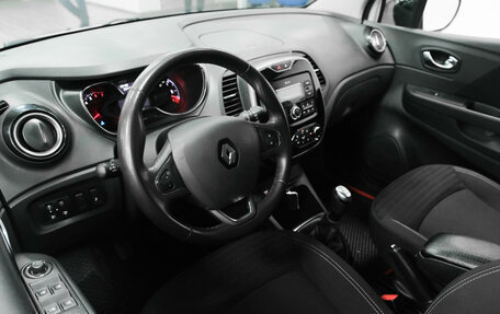 Renault Kaptur I рестайлинг, 2019 год, 1 360 000 рублей, 10 фотография