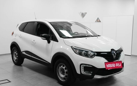Renault Kaptur I рестайлинг, 2019 год, 1 360 000 рублей, 2 фотография