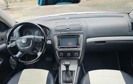 Skoda Octavia, 2012 год, 650 000 рублей, 11 фотография