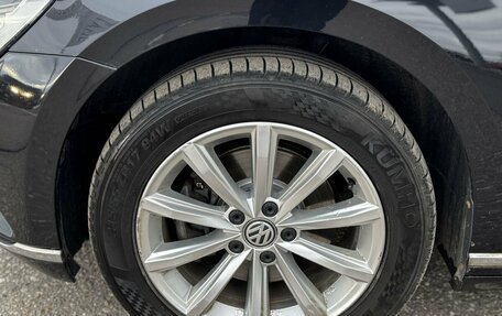 Volkswagen Passat B8 рестайлинг, 2017 год, 1 399 000 рублей, 7 фотография