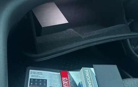 Opel Insignia II рестайлинг, 2019 год, 1 750 000 рублей, 19 фотография