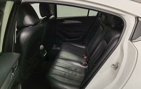 Mazda 6, 2019 год, 2 355 000 рублей, 11 фотография