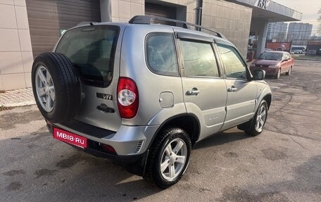Chevrolet Niva I рестайлинг, 2014 год, 630 000 рублей, 5 фотография
