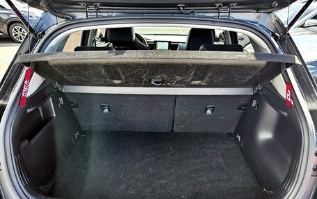 KIA Stonic, 2019 год, 1 600 000 рублей, 13 фотография