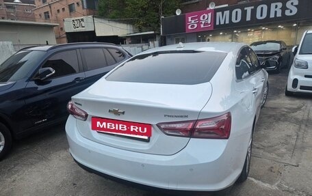 Chevrolet Malibu IX, 2022 год, 1 900 000 рублей, 3 фотография