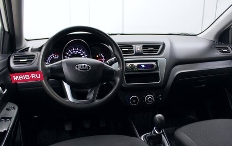 KIA Rio III рестайлинг, 2013 год, 949 000 рублей, 12 фотография